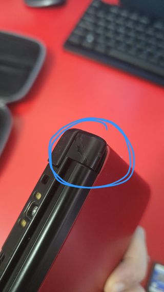 Nintendo 3DS XL Roja + Accesorios