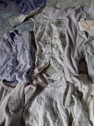 Lote de pijamas bebé