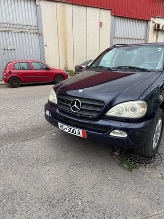 Mercedes-Benz Clase M 2004