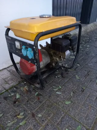 Generador eléctrico 2800 w