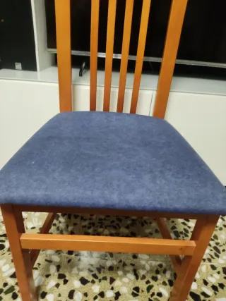 4 Sillas de Comedor Madera y Tela