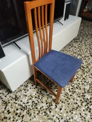 4 Sillas de Comedor Madera y Tela