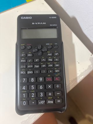 Calculadora Casio fx-82MS S-V.P.A.M.