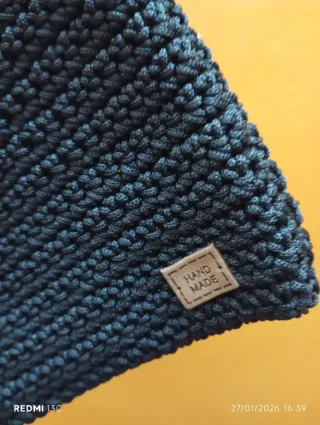 Pochette nera fatta a mano