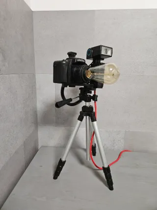 Lampada design da vecchia macchina fotografica