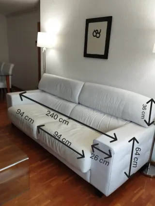 Sofá extensible de piel blanco