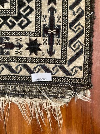 PR0003 - Alfombra monocroma