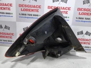 92402f piloto trasero derecho kia rio 178805