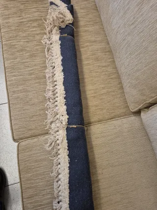 Alfombra tejida a mano diseño geométrico