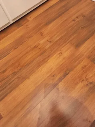 Tarima color nogal AC4