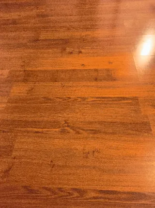 Tarima color nogal AC4