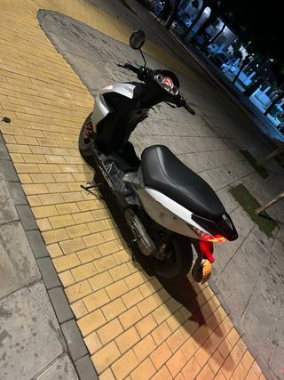 Moto Keeway Scooter