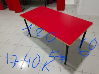 Conjunto de 6 mesas y 6 bancos madera metal