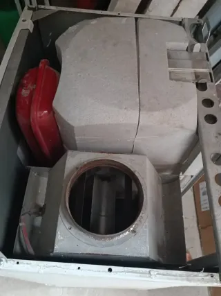 Caldera Roca Gas Natural Vega Plus 28 AIM