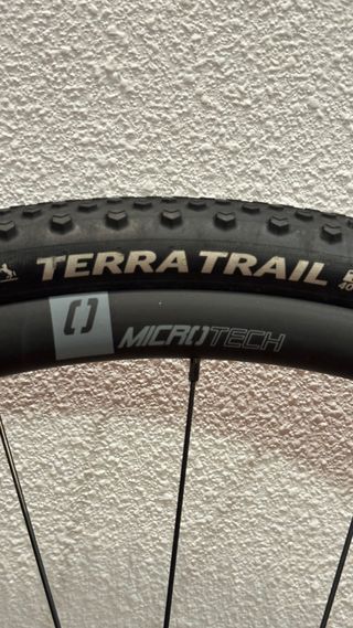 Juego Ruedas Gravel Microtech MX25