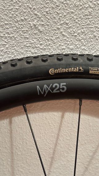 Juego Ruedas Gravel Microtech MX25