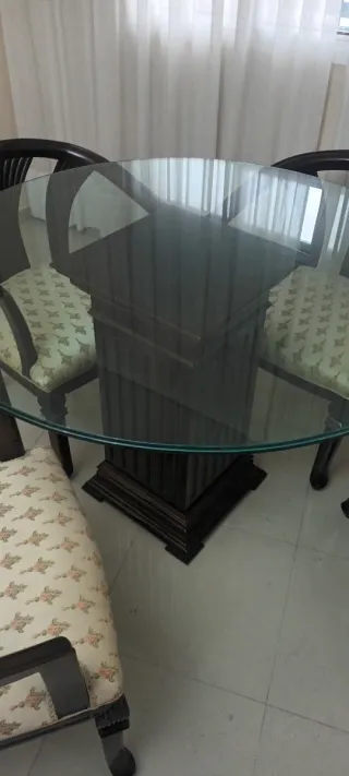 Mesa Comedor Caoba Cristal + 4 Sillas