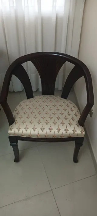 Mesa Comedor Caoba Cristal + 4 Sillas