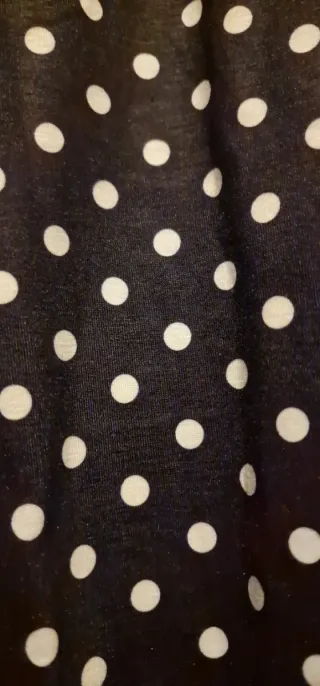 Vestido de tirantes con lunares