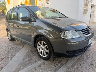 Volkswagen Touran 1.9 TDI CON garantia