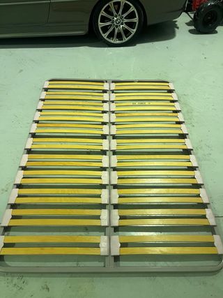 Somier de madera y metal
