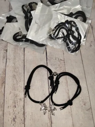 19 juegos de pulseras Magnéticas para  Parejas