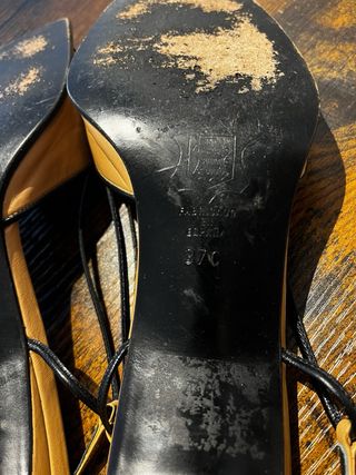 3 pares de zapatos de tacon, 2 de ellos Balenciaga