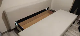 Sofá cama beige con canapé