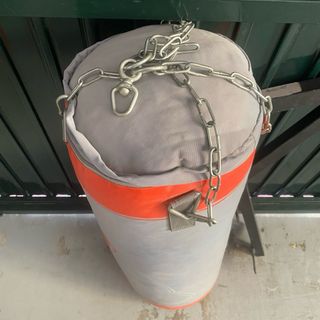 Saco Boxeo Domyos Gris con Soporte