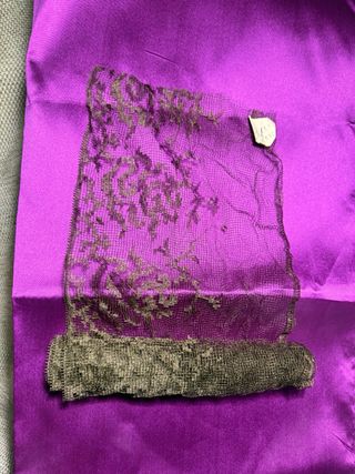 Encaje francés antiguo