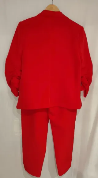 Traje Rojo Chaqueta y Pantalón