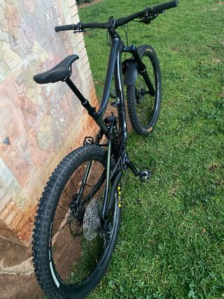 Bicicleta Enduro Giant Reign 29”