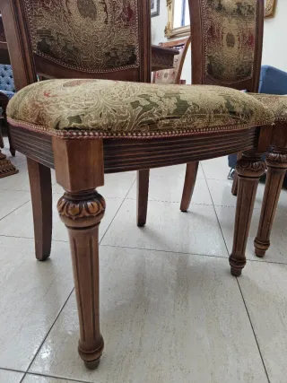 Set mesa de comedor y 6 sillas de madera de lujo