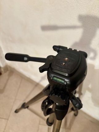 Trípode Hama para cámara