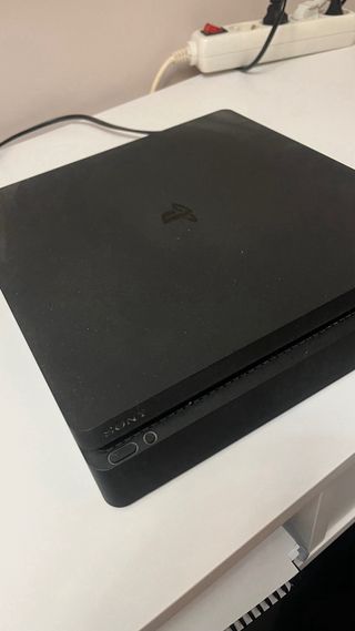 PS4