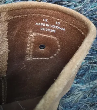 Stivali Clarks Originals in camoscio marrone