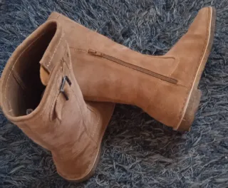 Stivali Clarks Originals in camoscio marrone