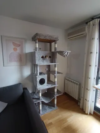 Rascador para gatos nuevo y en su caja (LEER)