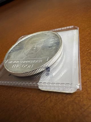 Moneda Plata Donald Trump Never Surrender