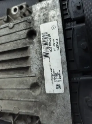Centralita ECU Renault Master 237105093R