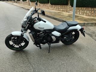 Kawasaki Vulcan 650 S - Moto Cruiser