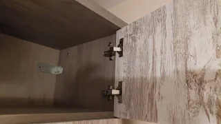 Cama abatible de madera y metal