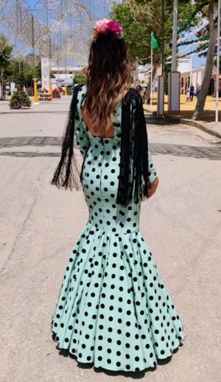 Vestido de flamenca lunares verde