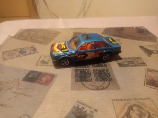 Lote de 5 Coches Escala 1:43 BMW y Mercedes