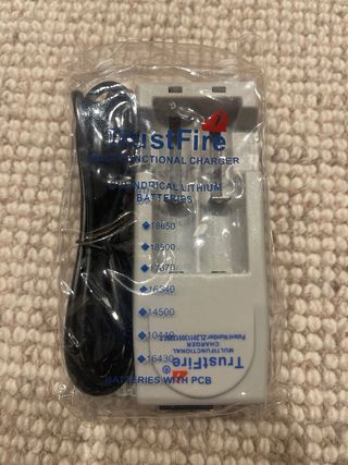 Linterna frontal LED CREE T6 1800lm