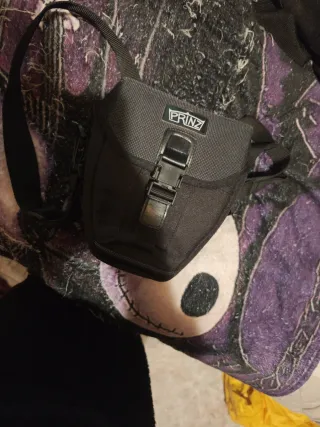 Cámara Nikon Analógica Plata y Negra