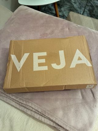 Zapatillas Veja Blancas y Verdes