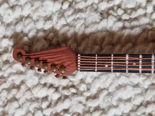 Miniaturas de instrumentos musicales