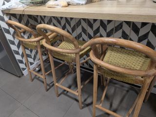 3 Taburetes de Madera y fibra