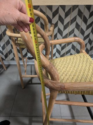 3 Taburetes de Madera y fibra